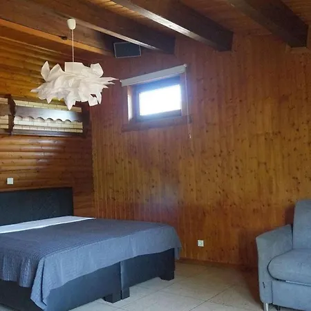 Апартаменты Log Cabin Altwildungen